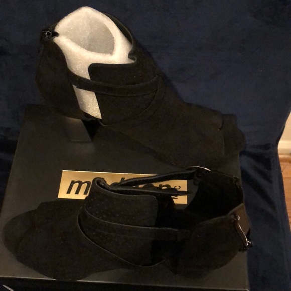 NIB Madden NYC black suede zipper back heels size 9 - Picture 6 of 8
